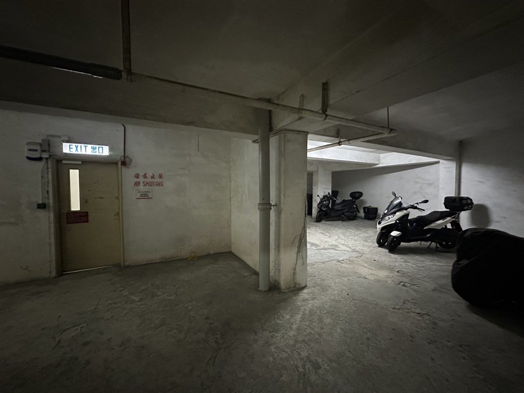 (分類:)位於 。 由 jaruschu01 提交(商品編號 1445947804,圖片 1)。簡介: 。