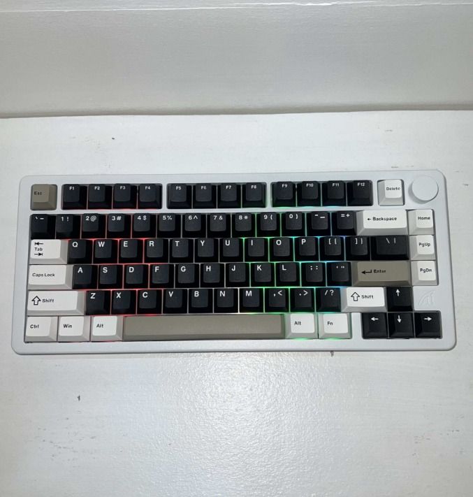 ⌨️ ATTACK SHARK X86 TRI-MODE MECHANICAL KEYBOARD (Category: Computer Keyboard) located in Manila. Submitted by gigaware (Listing ID 1445843322, Image 1). Description: ⌨️ ATTACK SHARK X86 TRI-MODE MECHANICAL KEYBOARD 💵 ONLY ₱4,039 RETAIL 📦 Wholesale Discounts Available (5pcs & Up) Premium 75% mechanical keyboard built with a CNC aluminum body, gasket-mounted design, and multi-layer sound dampening for a smooth typing experience and satisfying cl