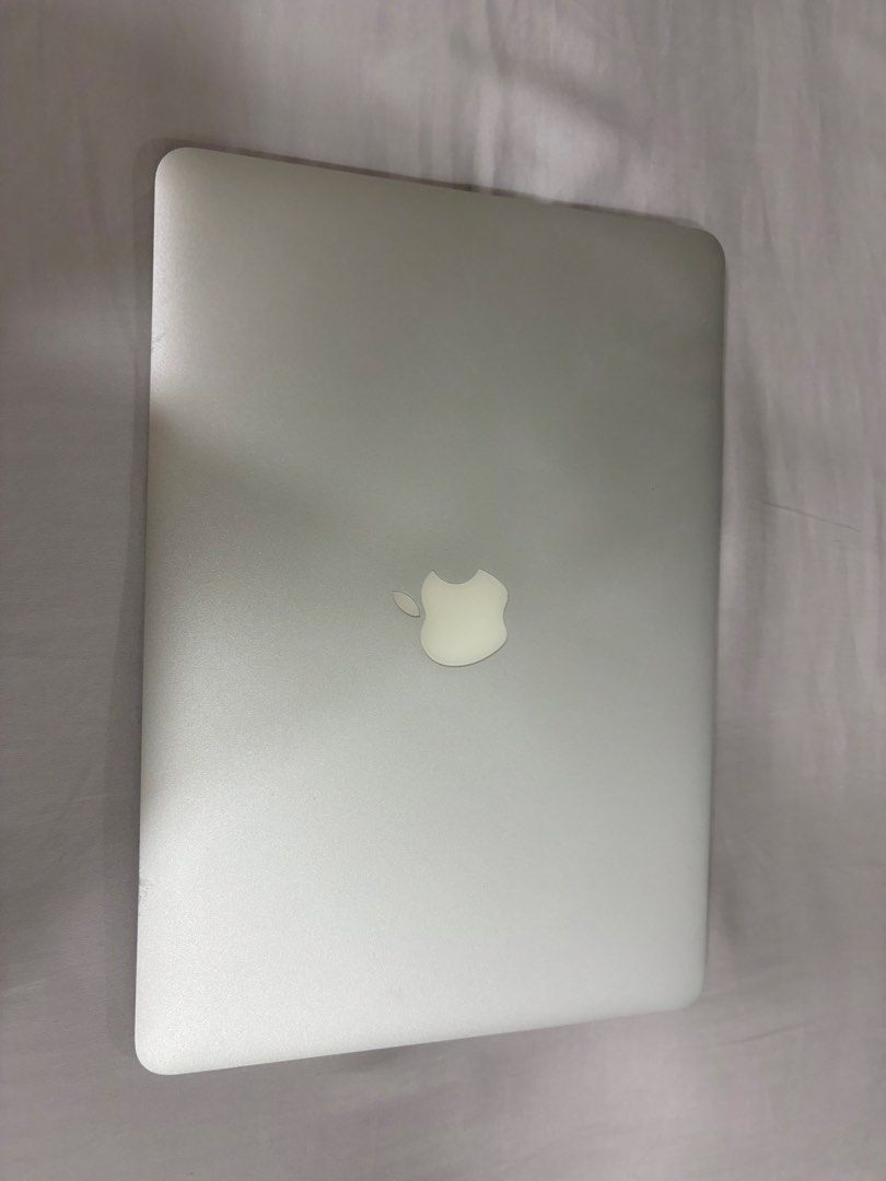 A1466 Apple MacBook492229358068049920