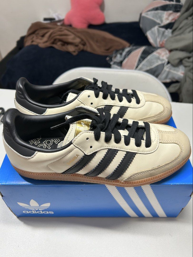 Adidas Samba OG Strata (Category: Sneakers) located in Quezon City. Submitted by dKPopStore (Listing ID 1444872867, Image 2). Description: Adidas Samba OG Strata Size 24cm With box Used twice 💯 authentic Loc. QC .