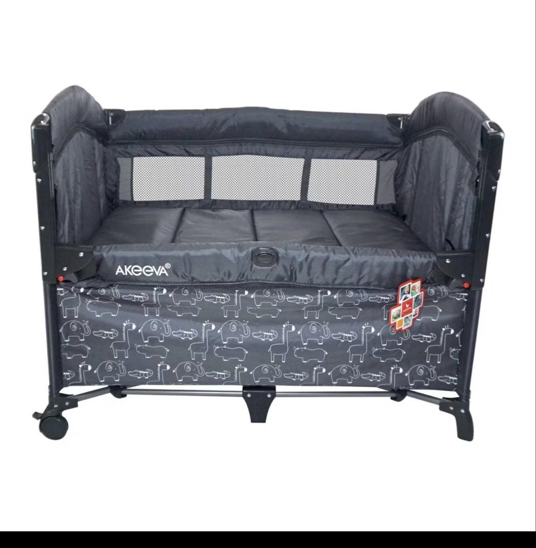 Akeeva Co-Sleeper crib with diaper changer (Category: Cots & Cribs) located in Las Pinas. Submitted by honeygraceey (Listing ID 1445937901, Image 3). Description: Good as new, very well maintained and only 1week used. ✔️ Clean and sturdy ✔️ No stains or damage ✔️ Perfect for newborns and infants Rfs : Baby don’t like being in crib, prefer arms instead. Shipping will be shoulder by the buyer or you can pick up in Las Pinas area. PM for details.😊.