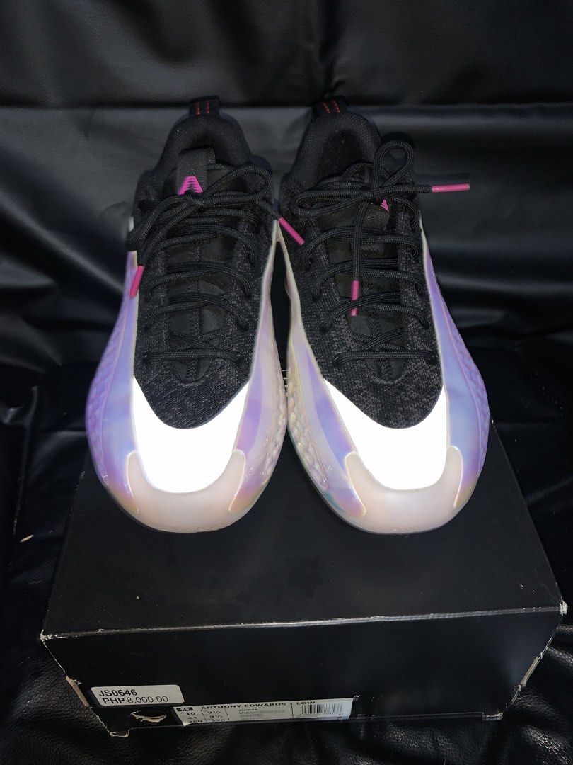 ANTHONY EDWARDS 1 LOW | AE1 LOW (Category: Casual Shoes) located in Baguio. Submitted by deyllllll (Listing ID 1445892971, Image 3). Description: ANTHONY EDWARDS 1 LOW | AE1 LOW Size: 10 US Authentic No Issues Once used Complete with box and spare laces.