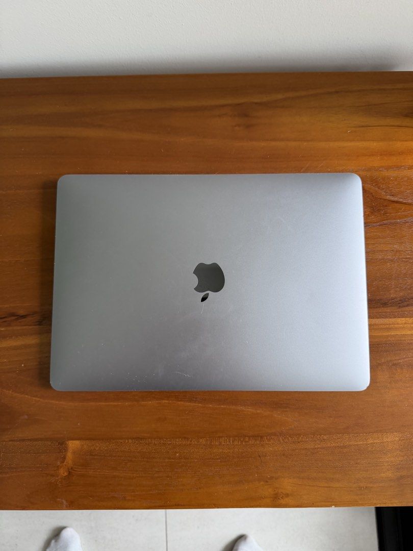 Apple MacBook Air 13 inch491736084419061761