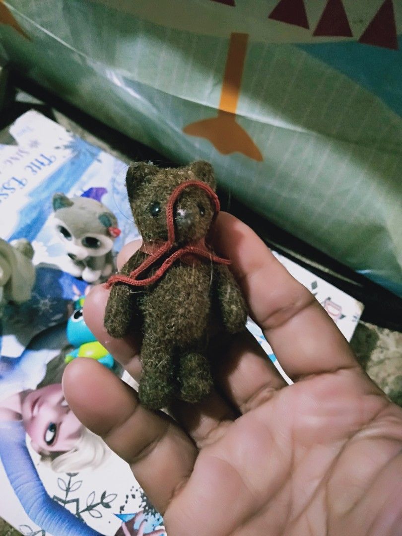 Assorted Animal and Character Toy Figurines Bundle (Category: Figurines & Statues) located in Davao. Submitted by bravemoon_556cd5 (Listing ID 1445881102, Image 2). Description: - Bundle of 6 toy figurines - Includes: grey wolf, elephant, bunny, small owl, dinosaur, and brown teddy bear - Some figurines are from popular franchises - Ideal for toy collectors or children's play - All items are pictured.