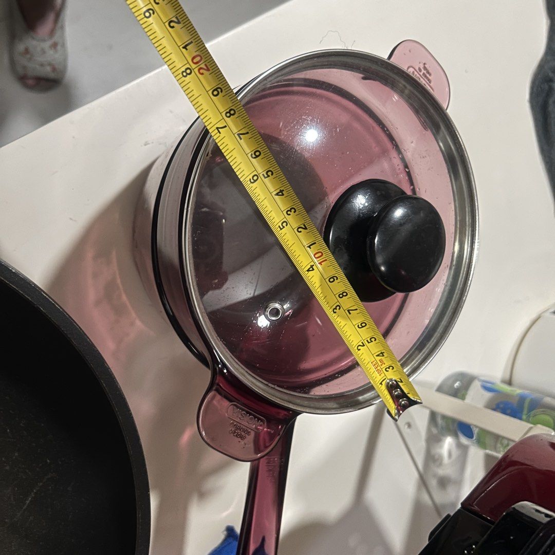 Assorted Pots and Pans with Lids492069955694110722