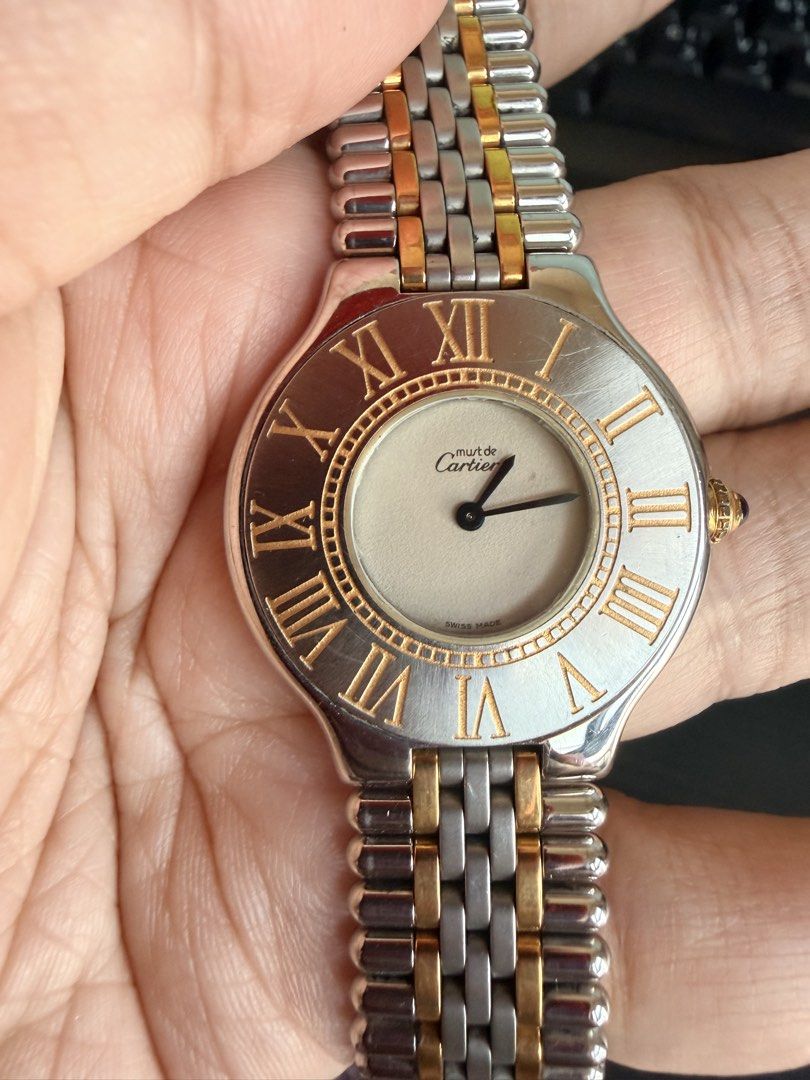 Authentic Cartier Must 21 Quartz Watch (Category: Luxury Watches) located in Rizal. Submitted by SummerPeaCloset (Listing ID 1416630764, Image 2). Description: Authentic Cartier Must 21 Quartz Watch Fits size 16 cm With box (slightly damaged box) .