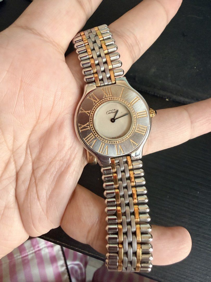 Authentic Cartier Must 21 Quartz Watch (Category: Luxury Watches) located in Rizal. Submitted by SummerPeaCloset (Listing ID 1416630764, Image 3). Description: Authentic Cartier Must 21 Quartz Watch Fits size 16 cm With box (slightly damaged box) .