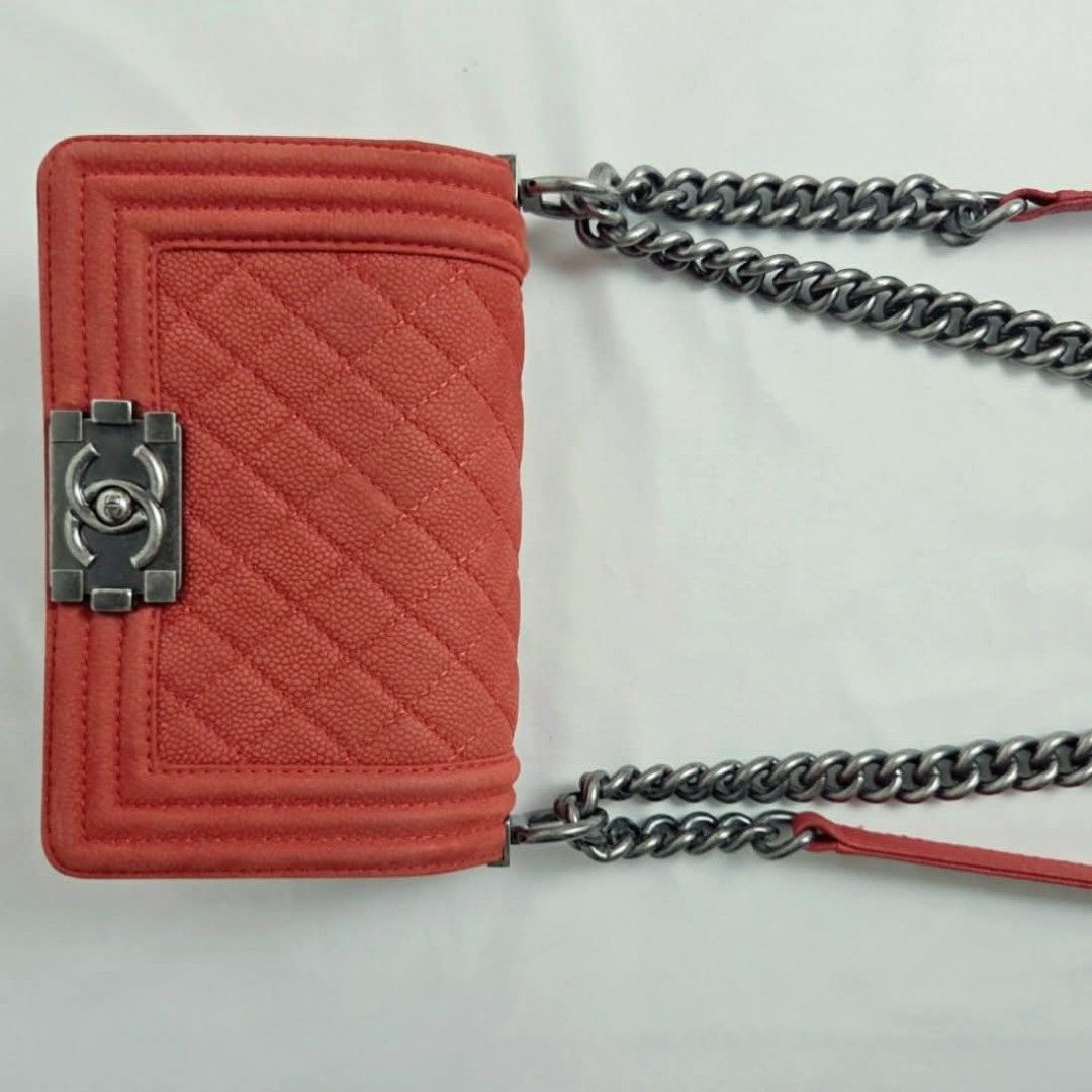 Authentic Chanel boybag small caviar deep red (Category: Luxury Bags & Wallets) located in Marikina City. Submitted by aussiemaan (Listing ID 1425370236, Image 3). Description: boybag small caviar deep red (murayta) Rank A series18 💞 6.25 Korea loc - free shipping.