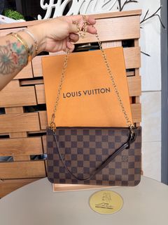 (Category: ) located in . Submitted by alavishglam (Listing ID 1445890362, Image 1). Description: .
