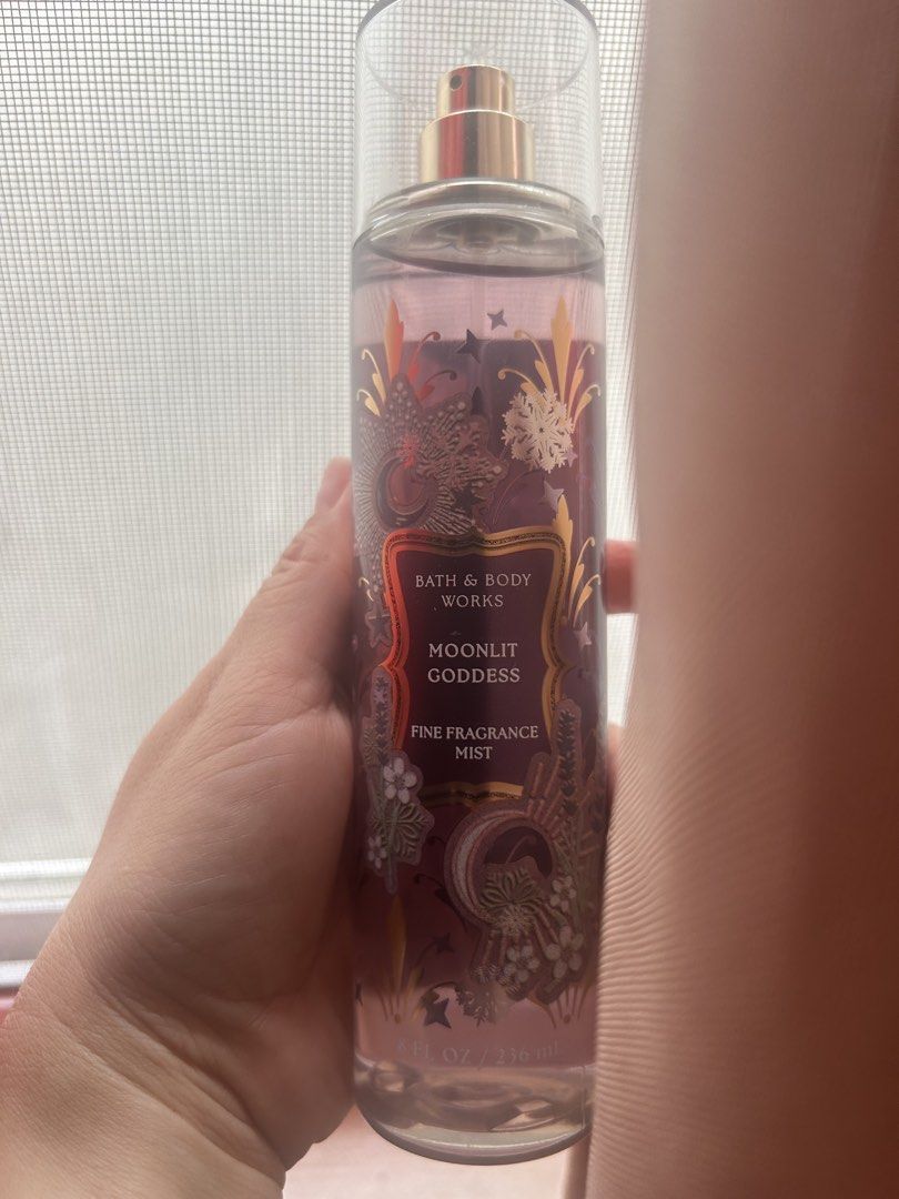 Bath&body works mist (Category: Bath) located in Taguig. Submitted by shepai (Listing ID 1445800719, Image 1). Description: .