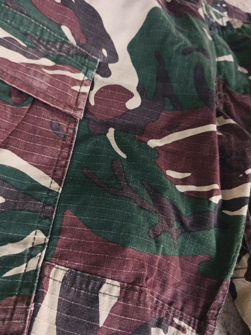 BDU camouflage repro military pants (Category: Jeans) located in Davao. Submitted by hisdef (Listing ID 1445889705, Image 3). Description: BDU camouflage repro military pants Condition- lightly used issue- tear and scratch (see pic) Dimensions in inches waistline-34 front rise-10 outseam/ length-37 inseam-27 thigh-13 knee-9 hem-7.5 15.