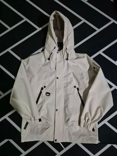 (Category: ) located in . Submitted by Mr.HuaHua (Listing ID 1445955845, Image 1). Description: .