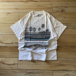 (Category: ) located in . Submitted by wearlikenobody (Listing ID 1445963667, Image 1). Description: .