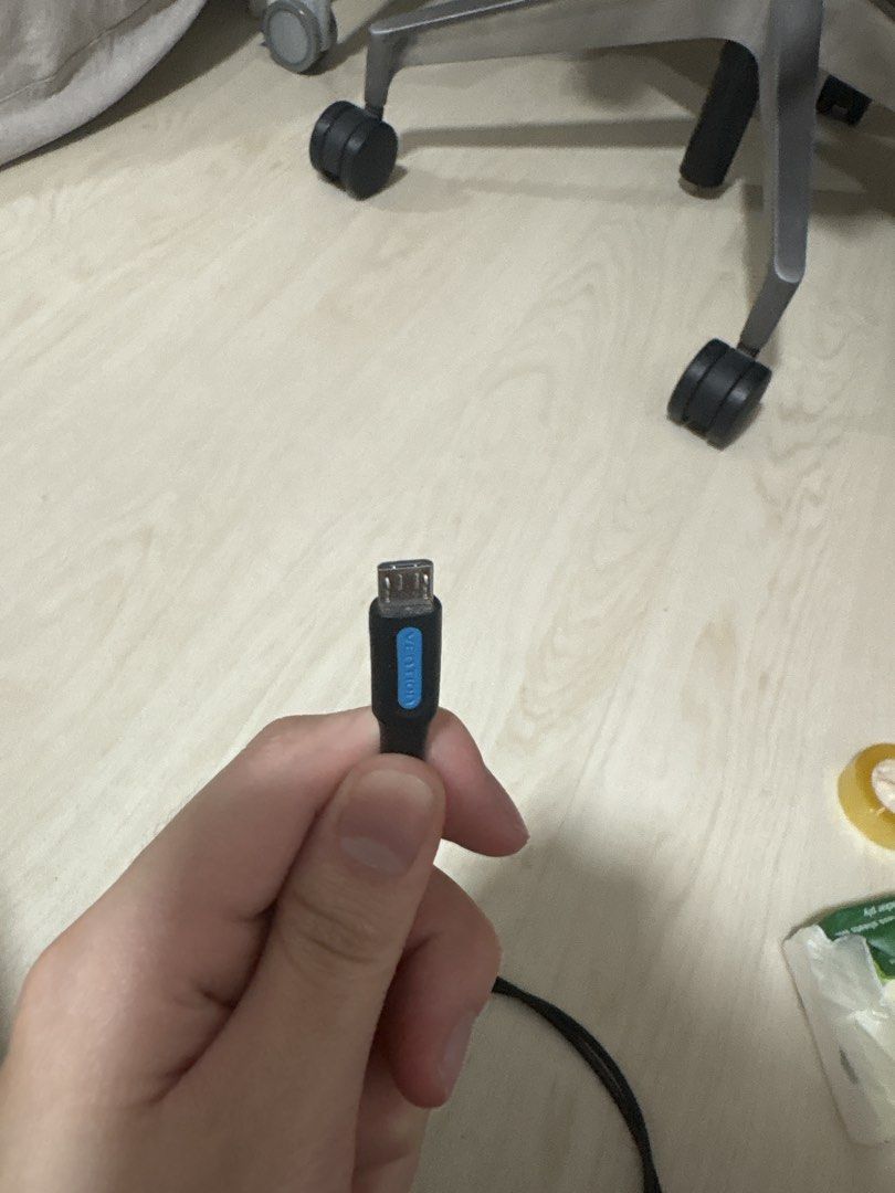Black USB 3.0 Cable with Blue Accent492238541979668481