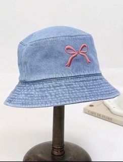 (Category: ) located in . Submitted by shopwithlurve (Listing ID 1445949624, Image 1). Description: .