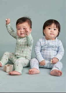(Category: ) located in . Submitted by shopshopshop1 (Listing ID 1445912298, Image 1). Description: .