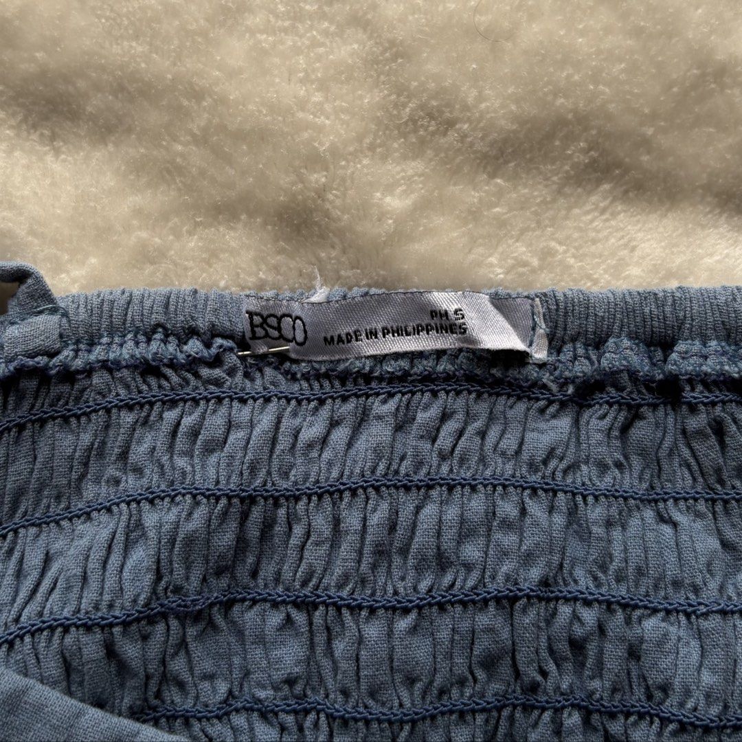 BSCO Aki Pleated Top with Straps (Blue) (Category: Sleeveless) located in Binan City. Submitted by anx4m (Listing ID 1445848133, Image 2). Description: No issues Size S Measurements: (L: 16” W: 12.5-14”).