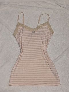 (Category: ) located in . Submitted by bloom.finds0 (Listing ID 1445814855, Image 1). Description: .