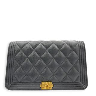(Category: ) located in . Submitted by carousellluxury (Listing ID 1445878684, Image 1). Description: .