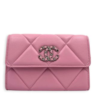 (Category: ) located in . Submitted by carousellluxury (Listing ID 1445877302, Image 1). Description: .