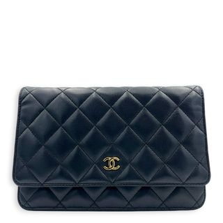 (Category: ) located in . Submitted by carousellluxury (Listing ID 1445877196, Image 1). Description: .