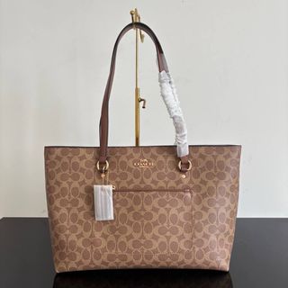 (Category: ) located in . Submitted by pinkykeenshop (Listing ID 1445850918, Image 1). Description: .