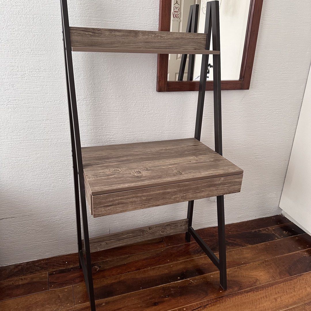 Computer Table with Drawer (Category: Other Home Furniture) located in Antipolo. Submitted by fasph (Listing ID 1445822853, Image 1). Description: 27.5 x 19 inches With minor chip as seen in photo.
