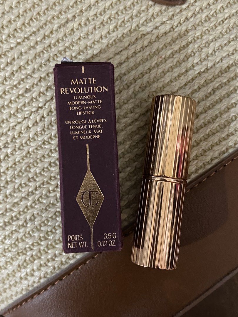 CT Charlotte Tilbury Matte Lipstick (Category: Makeup) located in Jaen. Submitted by destashwitha (Listing ID 1445813083, Image 2). Description: 85% left Comes with box Guaranteed authentic.