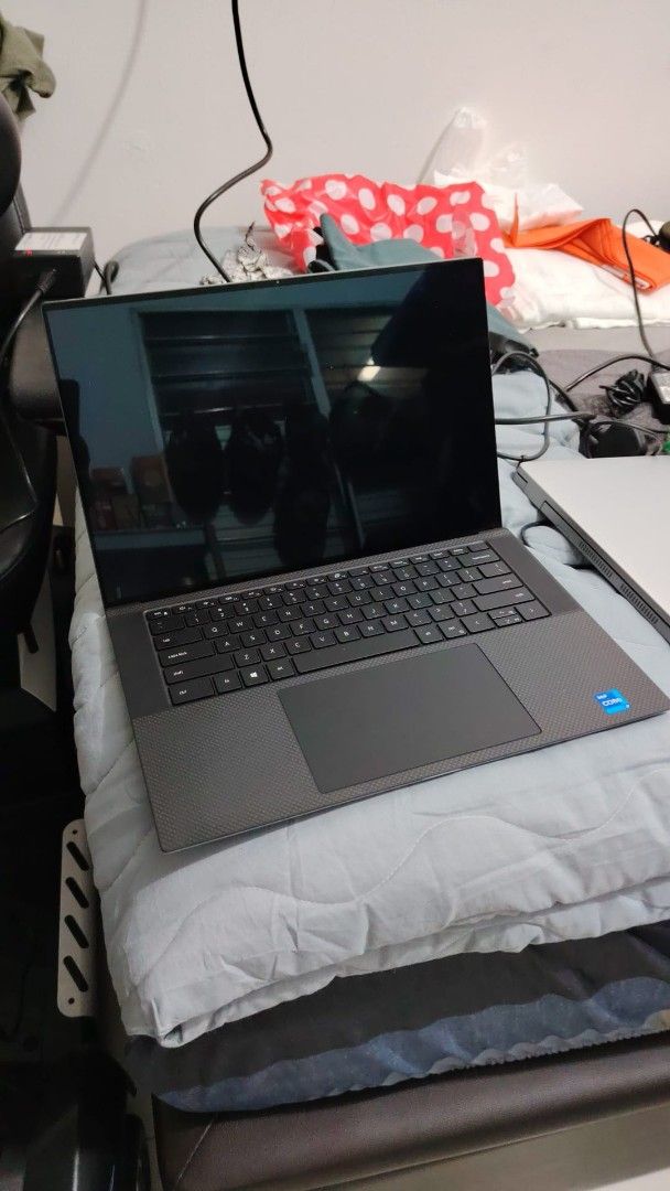 Dell XPS 15 Laptop492336766078177280