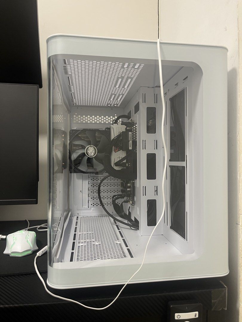 Dual Chamber White PC case492243181204951042