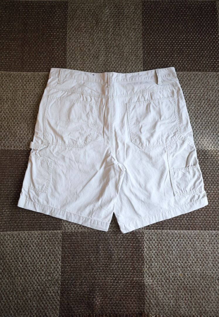 Faded Glory Off-White Baggy Carpenter Shorts (Category: Shorts) located in Pasig City. Submitted by mlclmchrs (Listing ID 1445962721, Image 1). Description: Sizing: 38 on tag (Baggy Fit) Waist - 40 inches Length - 22.5 inches Thigh - 15.5 inches Rise - 12.5 inches Hem - 14 inches Issues: red stain on inner waist (not visible when worn).