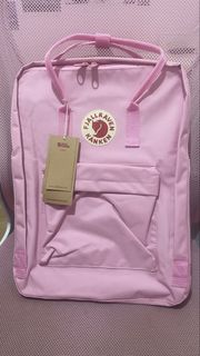 (Category: ) located in . Submitted by bea.boutique (Listing ID 1445846195, Image 1). Description: .