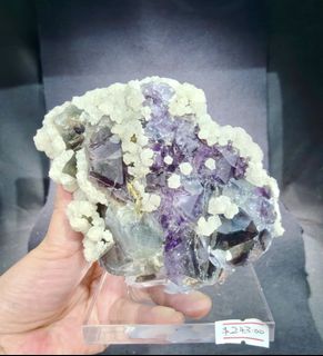(Category: ) located in . Submitted by pnlartcrystals (Listing ID 1445843189, Image 1). Description: .