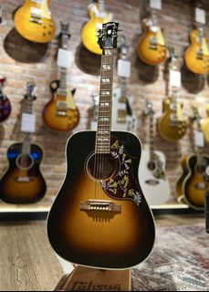 (Category: ) located in . Submitted by 35guitaravenue (Listing ID 1445851572, Image 1). Description: .
