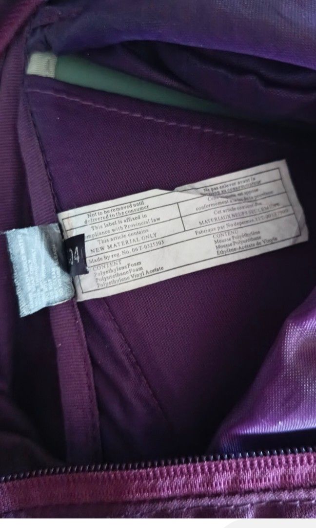gregory J23 (Category: Backpacks) located in Monkayo. Submitted by moraludime66567 (Listing ID 1445872067, Image 3). Description: good condition issue nasa pic. mirror scratch lost raincover broken.