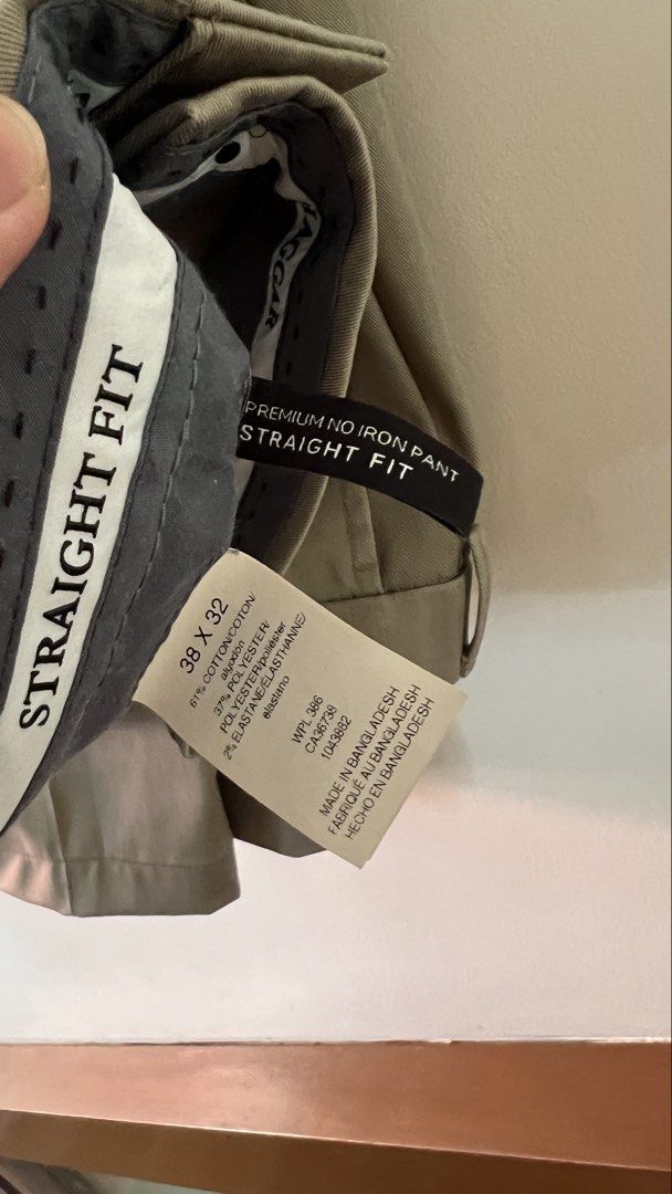 Haggar Premium Pants Straight Fit (Category: Trousers) located in Paranaque City. Submitted by gdiviso (Listing ID 1445836355, Image 3). Description: Haggar Premium Pants Straight Fit 38x32 .
