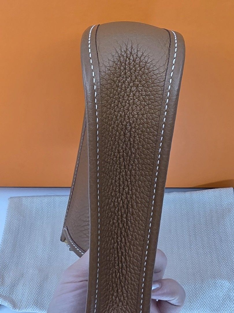 HERMES Evelyne TPM (Category: Luxury Bags & Wallets) located in Quezon City. Submitted by nadine_miel (Listing ID 1445838049, Image 3). Description: For Sale Hermes Evelyne TPM Gold Clemence leather, Palladium Hardware Full set w/ receipt 129k Cash 139k 2 mos. Layaway.