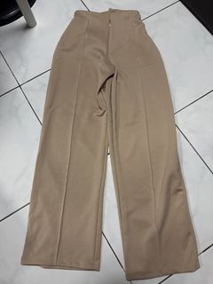(Category: ) located in . Submitted by jtinycloset (Listing ID 1445865416, Image 1). Description: .