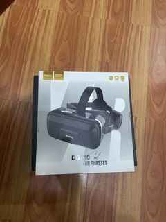 (Category: ) located in . Submitted by vrheadsetssg (Listing ID 1445946855, Image 1). Description: .