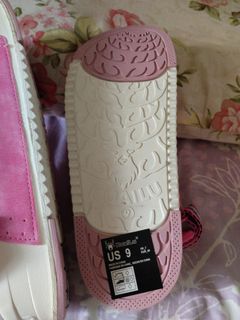 (Category: ) located in . Submitted by adelaine264 (Listing ID 1445831519, Image 1). Description: .