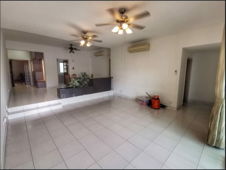 (Category: ) located in . Submitted by toogood-42395 (Listing ID 1445942106, Image 1). Description: .