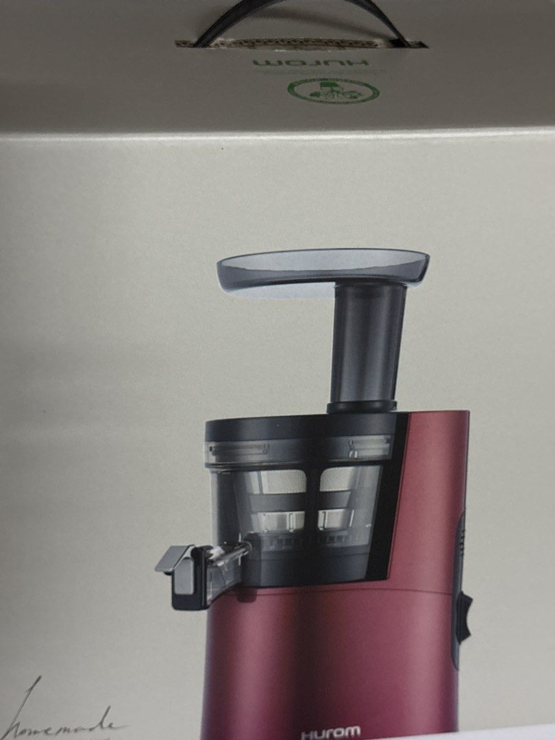 Hurom Slow Juicer HAA (Category: Juicers, Blenders & Grinders) located in Quezon City. Submitted by safedragon_2306ab257 (Listing ID 1445919622, Image 1). Description: .