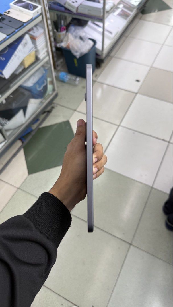 iPad Mini 7 Wifi Only 128gb 95% batt no box (Category: iPad) located in Manila. Submitted by carimgadgets (Listing ID 1445815435, Image 2). Description: .