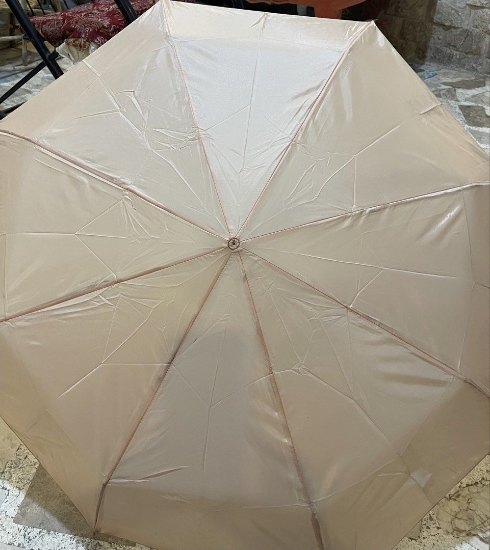 Japan sourced umbrella (Category: Umbrellas) located in San Fernando. Submitted by japansurpluselyu (Listing ID 1445922447, Image 1). Description: .