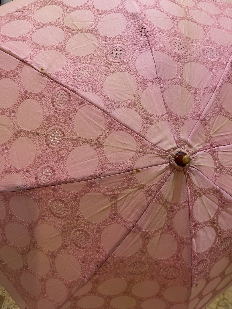 Japan sourced umbrella (Category: Umbrellas) located in San Fernando. Submitted by japansurpluselyu (Listing ID 1445922936, Image 3). Description: .