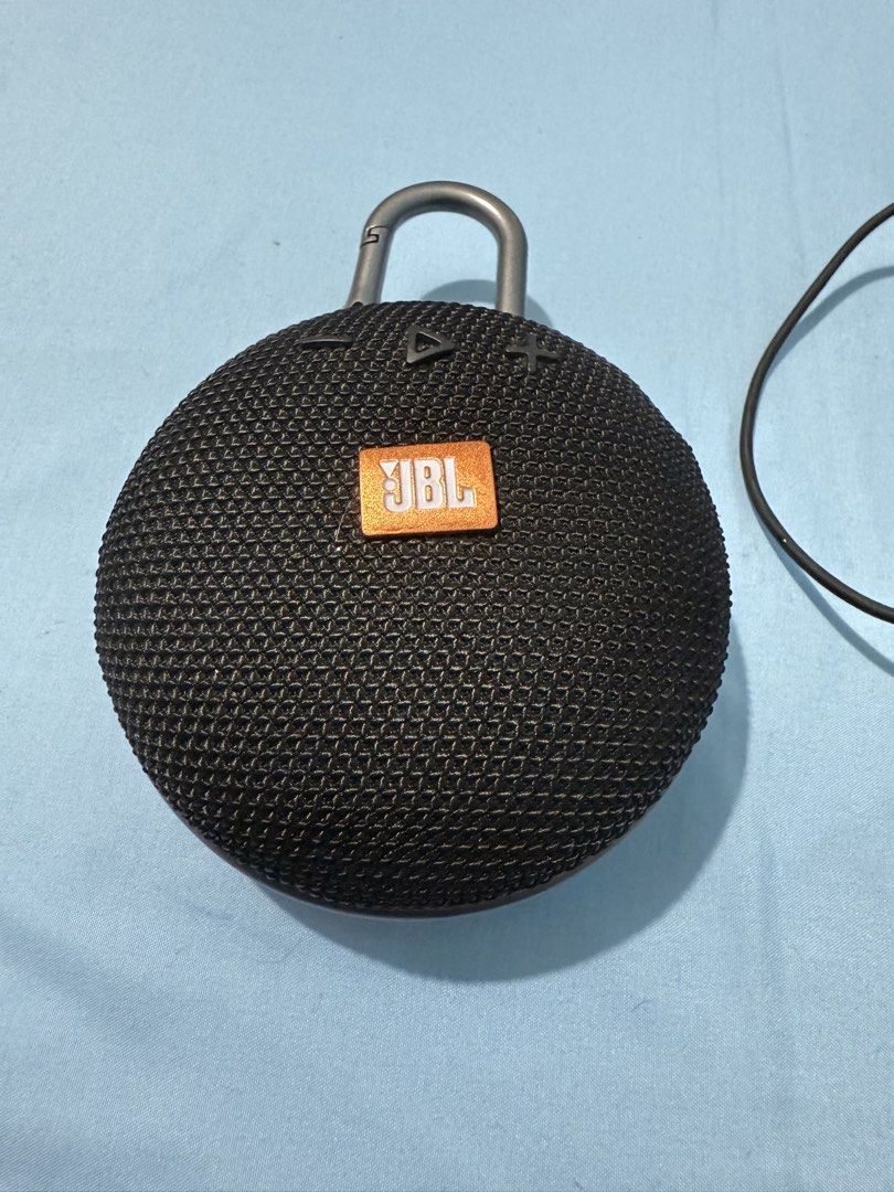 JBL Clip 3 Portable Waterproof Bluetooth Speaker Black (Category: Soundbars, Speakers & Amplifiers) located in Quezon City. Submitted by closetdeclutteringgg (Listing ID 1445795527, Image 2). Description: Selling a black JBL Clip 3 speaker. It's portable and waterproof. Has a carabiner clip for easy attachment. Great sound quality for its size. Connects via Bluetooth. Works well. No issue - 1x JBL Clip 3 - 1x Micro USB Cable for charging No more 