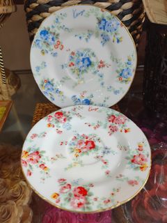 (Category: ) located in . Submitted by thriftteata (Listing ID 1445808187, Image 1). Description: .