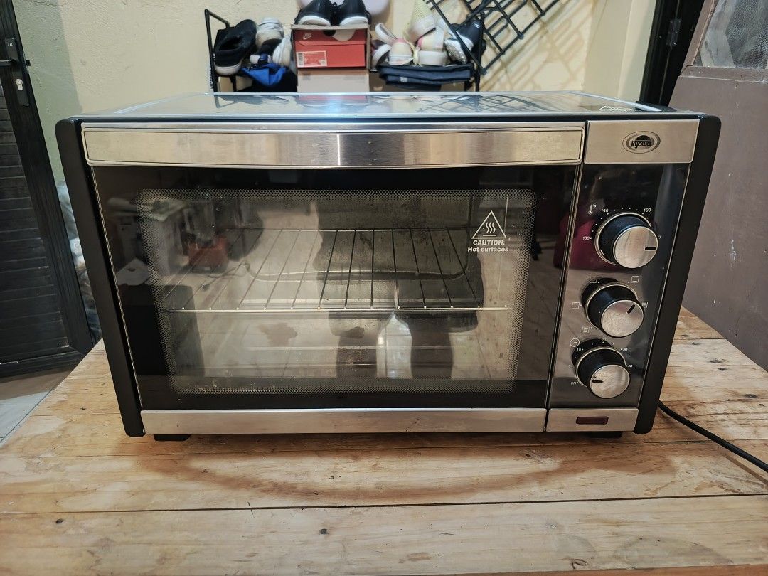 kiyowa oven (Category: Bakeware) located in Binan City. Submitted by ephytash (Listing ID 1445808247, Image 1). Description: .