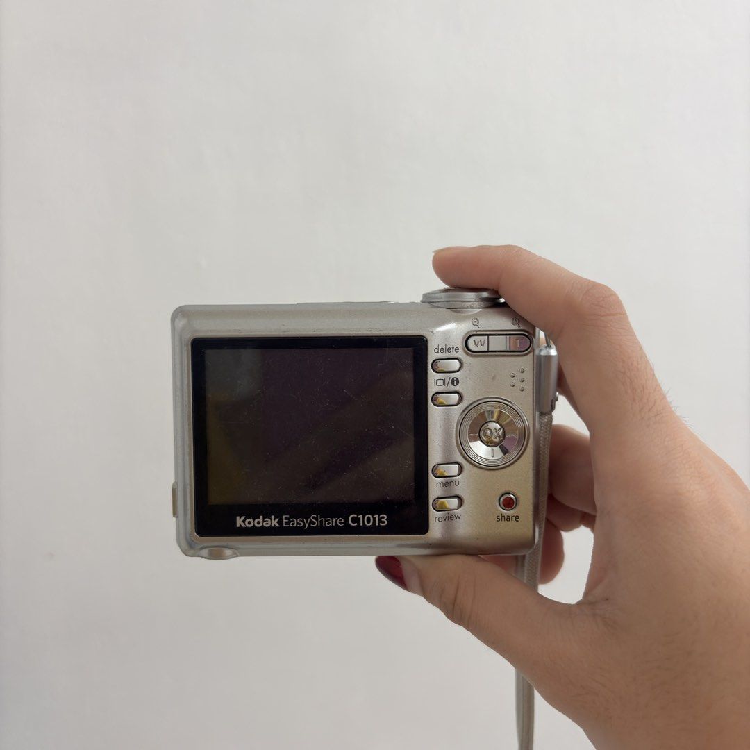 Kodak EasyShare C1013 Digital Camera (Category: Cameras) located in Santa Rosa. Submitted by larosaph (Listing ID 1445982508, Image 3). Description: 🪄 All buttons are functional. Only the defects are visible. 🪄 Battery and charger are to be provided by you. 🪄 Compact and easy to cary everywhere 🪄 Ideal for casual photography.
