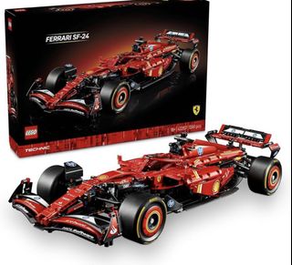 LEGO F1 mechanic car Collection item 2